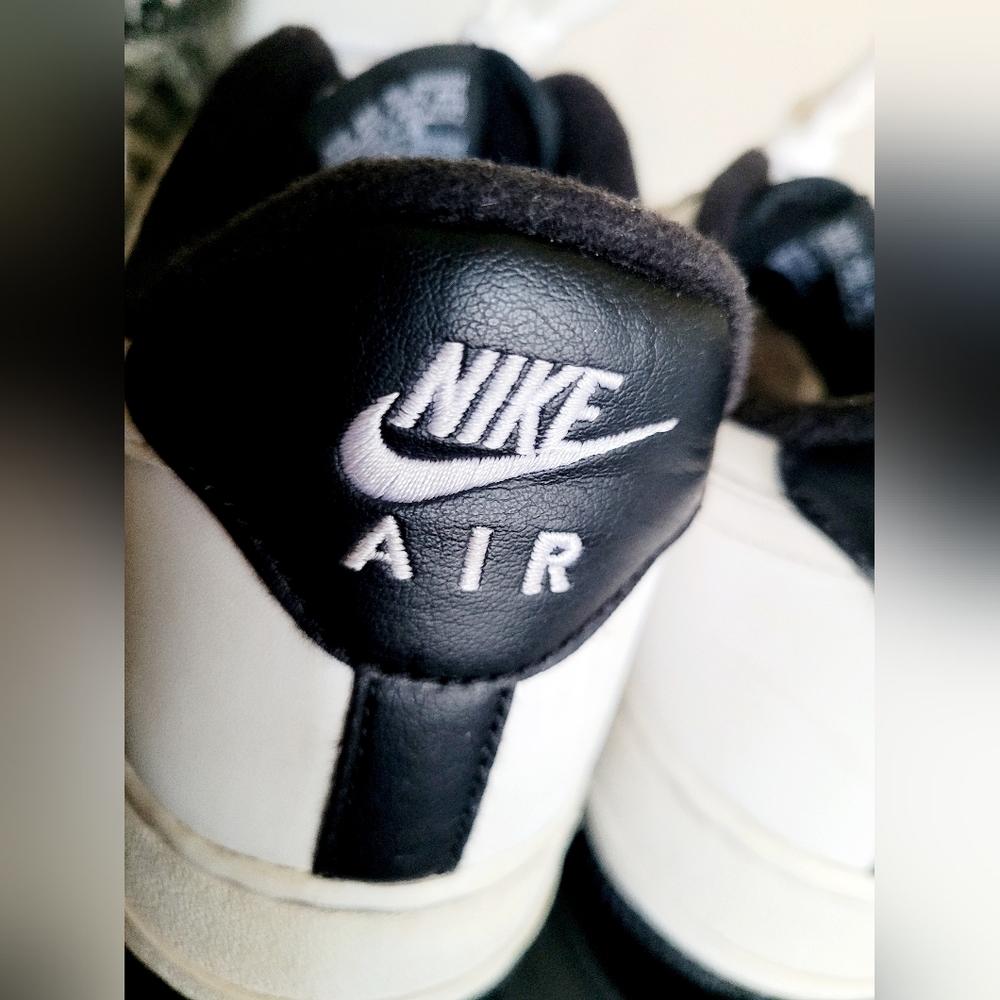 Nike Air Forse 1 Unisex Mens 7/Womens 8.5 White/Black Leather Sneakers - Picture 7 of 16